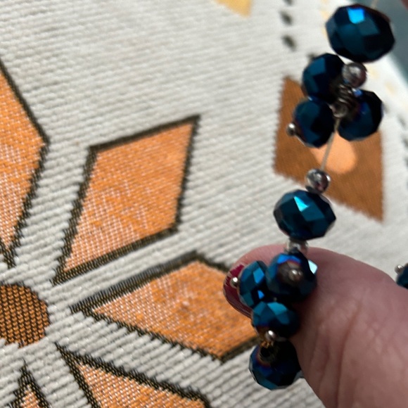 Elegant Blue Beaded Bracelet - Picture 3 of 4